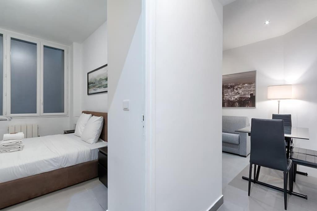 Batignolles Lemercier Cosy Apartment 4P-1Br Париж Екстер'єр фото